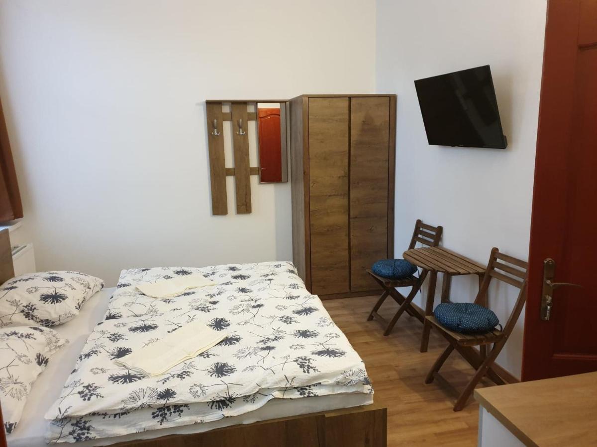 Guest House Orczy Park Budapeşte Dış mekan fotoğraf